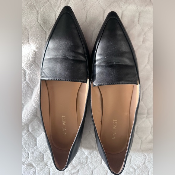 Nine West Shoes - Nine West Black Pointed-Toe Slip On Flats Sz 9